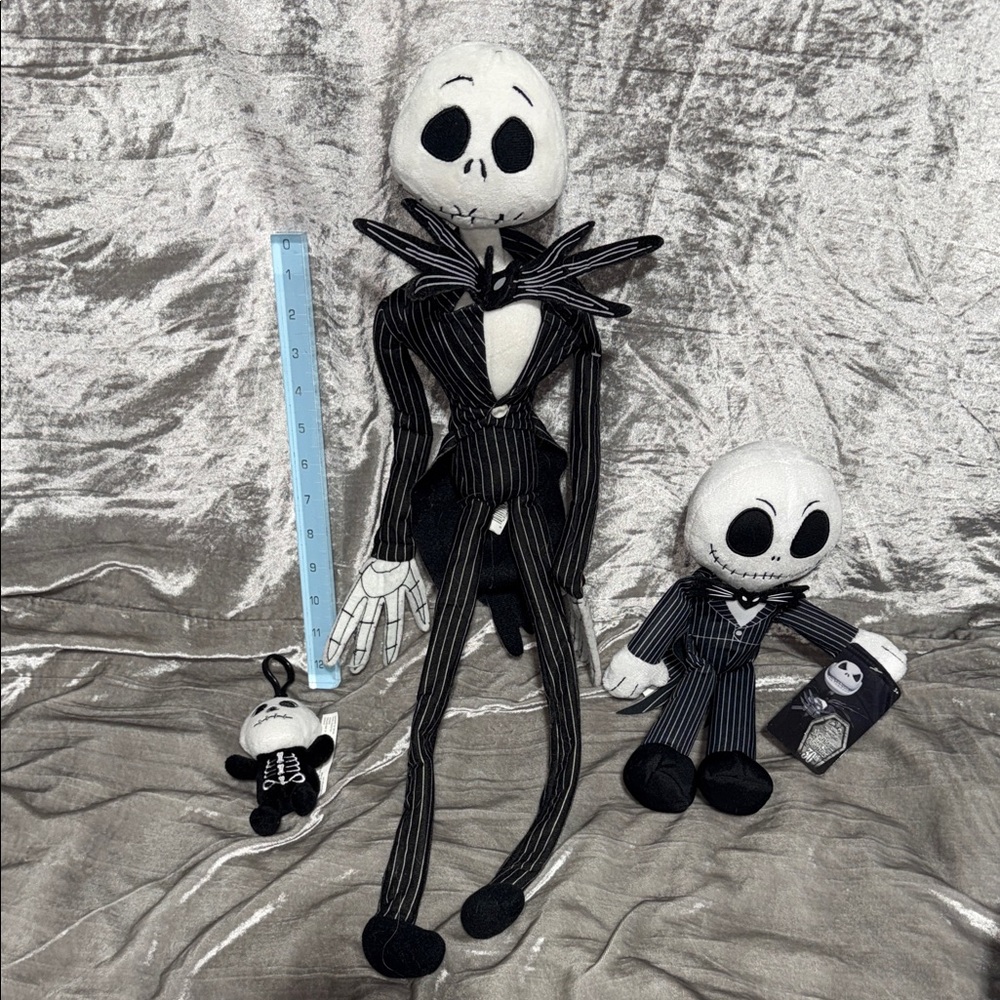 Nightmare before Christmas Skeleton Plush Set - Black and White